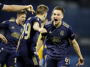 دينامو زاغرب إلى ربع النهائي