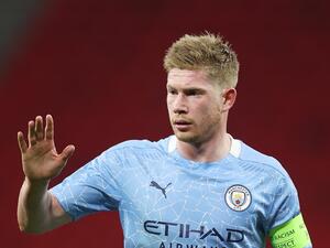 دي بروينه يقود سيتي لربع النهائي