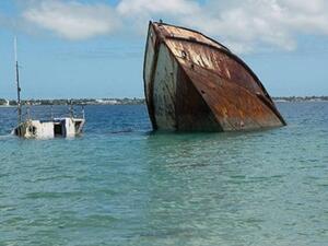 نجاة قيادات سودانية من الغرق
