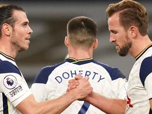 كاين وبايل يقودان هجوم توتنهام بكفاءة