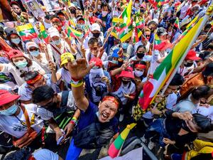  Myanmar protesters   