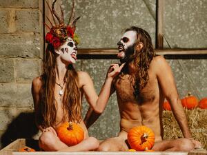 Nudist couple 