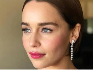  What Does the Arabic Calligraphy Emilia Clarke posted means