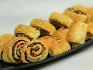 قراقيش التمر الهشة