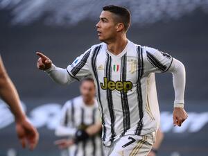 رونالدو يرفع رصيده إلى 25 هدفاً في صدارة هدافي البطولة