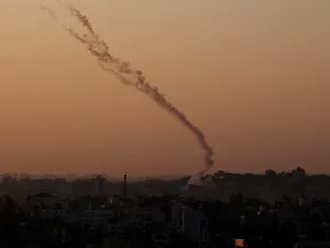 الجيش الإسرائيلي: إطلاق قذيفتين من غزة وسقوطهما داخل القطاع