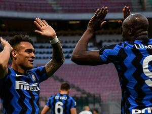 لوكاكو ولاوتارو يقودان إنتر للفوز