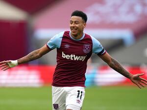 لينغارد يتقمص دور البطل مجدداً