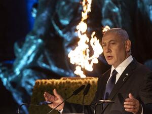  Benjamin Netanyahu delivers a speech at the Holocaust Martyrs' and Heroes Remembrance Day 
