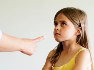 حاولي تنشئة طفل استقلالي لا يعتمد على والديه في كل صغيرة وكبيرة.