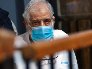 محمود عزت