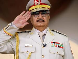 وكافح الجيش بقيادة  حفتر منذ انطلاق عملية الكرامة لطرد جماعة أنصار الشريعة وعناصر تنظيم داعش وجماعة الإخوان التي يعتبرها حفتر ارهابية 