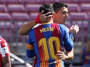 سواريز وميسي