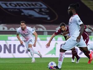 ميلان يكتسح تورينو