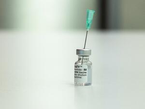 EU signs contract to purchase up to 1.8B more BioNTech/Pfizer covid-19 jabs