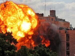 Israeli warplanes continue to pound Gaza!