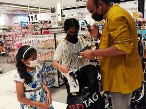 GE Volunteers in the UAE Touch Lives of Those in Need   