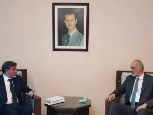 نائب وزير الخارجية السوري، بشار الجعفري والسفير أنور عبد الهادي