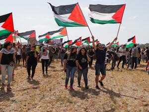 الآلاف من فلسطينيي الداخل يشاركون بتظاهرات مناهضة للاحتلال