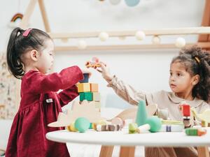 التعليم المبكر يؤثر سيئاً على الأطفال: الدراسة