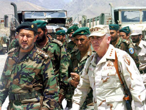 تنحية الوزيرين اثر تقدم طالبان