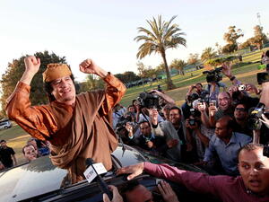  من حرك فرنسا للتدخل في ليبيا من أجل الإطاحة بالراحل معمر القذافي هو ما كان لدى الرجل من أطنان من الذهب