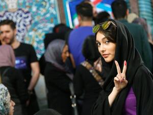 نسبة التصيوت لم تتخط الـ10%، وذلك استناداً إلى "تقارير أكثر من 1200 صحافي