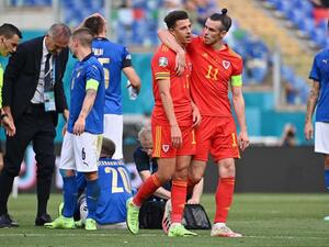 طرد آمبادو عقد من مهمة الويلزيين