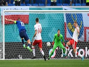 فوز ثمين لسلوفاكيا