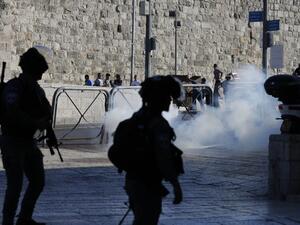 Israeli authorities released three Jordanian detainees yesterday