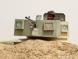 Yemeni army announced killing 26 Houthi rebels.