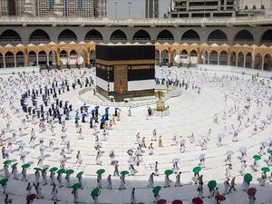  إجمالي أعداد الحجاج لعام 1442هـ هو (60 ألف حاج)