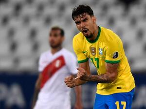 باكيتا يقود البرازيل للنهائي