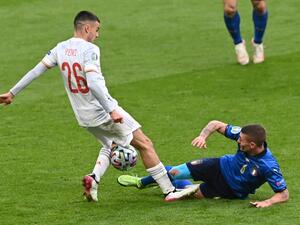 بيدري تألق أمام إيطاليا