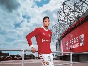 فاران بقميص مانشستر يونايتد (المصدر: brfootball@)