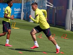 كليمون لونغليه (المصدر: حساب برشلونة الرسمي على تويتر)