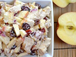 وصفات صيفية: سلطة الدجاج والتفاح