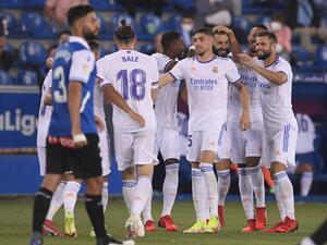 بنزيمة يقود الملكي للفوز