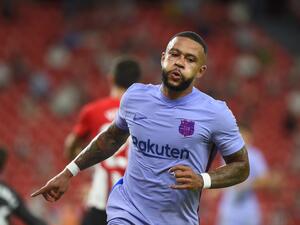 ديباي يحتفل بهدفه