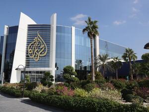 Al Jazeera broadcasts from Egypt 
