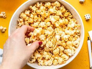 بوشار مقرمش بنكهة صلصة السريراتشا المكسيكية الحارة 