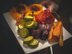 وصفات صيفية: سلطة خضار نباتية 