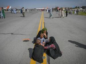 فرار نحو 4 ملايين لاجئ أفغاني إلى باكستان