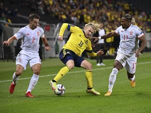 من مباراة السويد وإسبانيا