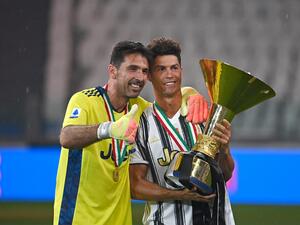 رونالدو وبوفون