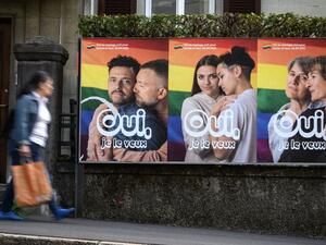سويسرا توافق على زواج المثليين