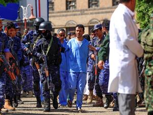 Houthi rebels shot dead nine in spying allegations