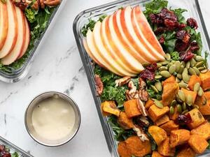 وصفات خريفية: سلطة البطاطا الحلوة والكايل