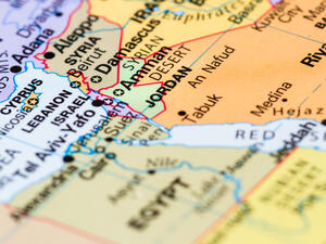 Jordan to reopen border crossing with Syria