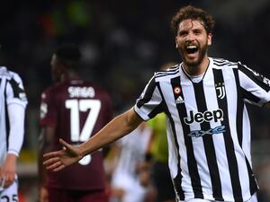 لوكاتيلي يحتفل بهدفه الحاسم